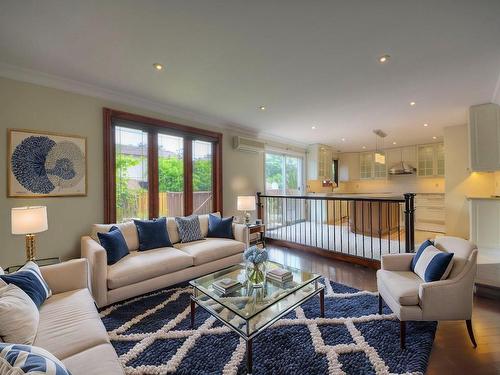 Salle familiale - 3130 Ch. Des Prairies, Brossard, QC - Indoor Photo Showing Living Room