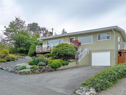 2705 Fairbanks St, Nanaimo, BC 