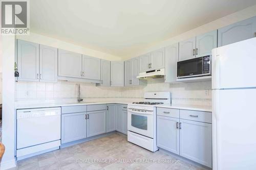 41 Mills Road, Brighton, ON - Indoor Photo Showing Kitchen