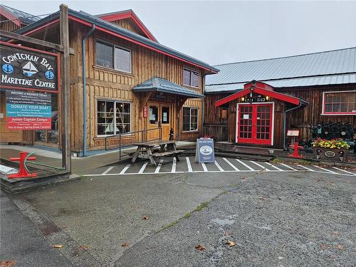 1704 Glen Rd, Cowichan Bay, BC 