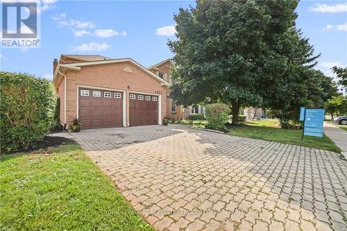 1837 Pilgrims Way, Oakville, ON - Outdoor