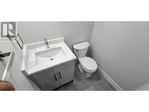 104 125 Calgary Avenue, Penticton, BC - Indoor Photo Showing Bathroom