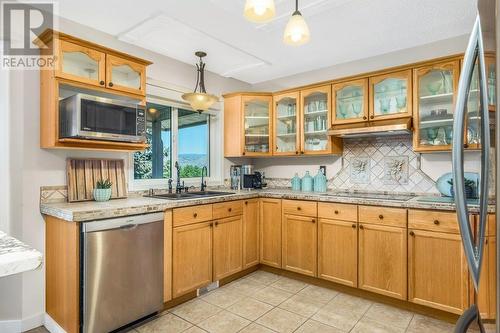 958 Mt Beaven Place, Vernon, BC - Indoor Photo Showing Kitchen With Double Sink