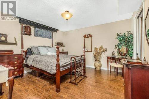 958 Mt Beaven Place, Vernon, BC - Indoor Photo Showing Bedroom