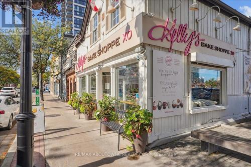 2134 Caroline Street, Burlington, ON 