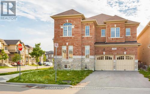 1554 Devine Point, Milton, ON - Outdoor With Facade