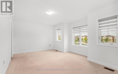 1554 Devine Point, Milton, ON - Indoor Photo Showing Other Room