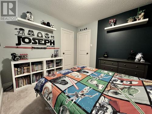 32 Boyces Creek Court, Caledon, ON - Indoor Photo Showing Bedroom