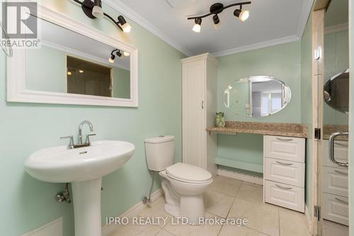 805 - 5 Lisa Street, Brampton, ON - Indoor Photo Showing Bathroom