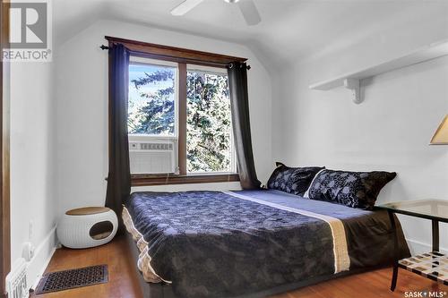 2332 Cameron Street, Regina, SK - Indoor Photo Showing Bedroom