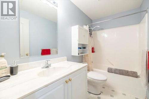 1200 Riverside Way Unit# 1230, Fernie, BC - Indoor Photo Showing Bathroom