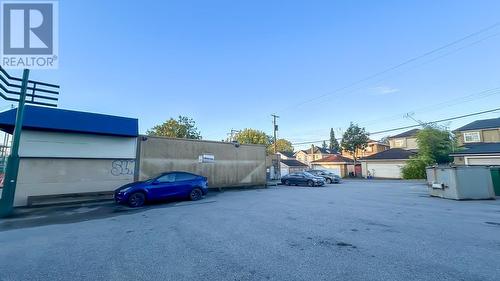 8273 Oak Street, Vancouver, BC 