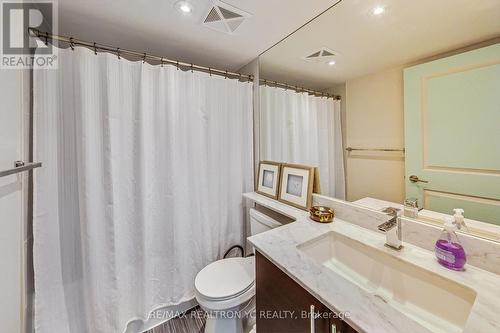 721 - 85 East Liberty Street, Toronto, ON - Indoor Photo Showing Bathroom