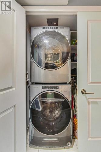 721 - 85 East Liberty Street, Toronto, ON - Indoor Photo Showing Laundry Room