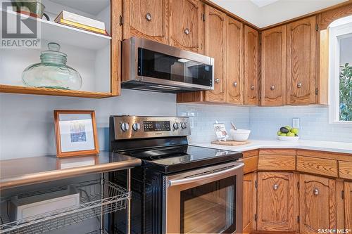 1605 Adelaide Street E, Saskatoon, SK - Indoor Photo Showing Kitchen