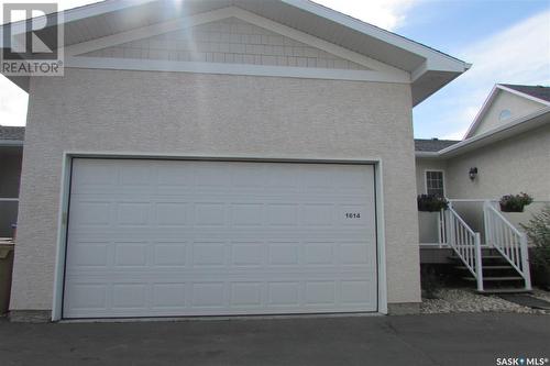 1614 Badham Boulevard, Regina, SK - Outdoor With Exterior