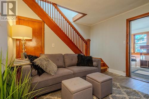 50 Wilcox Ave, Sault Ste. Marie, ON - Indoor Photo Showing Living Room