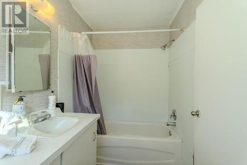 50 Wilcox Ave, Sault Ste. Marie, ON - Indoor Photo Showing Bathroom