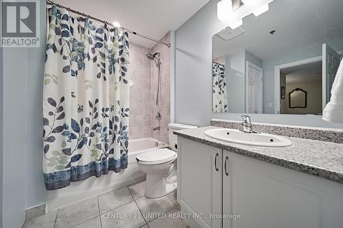 315 - 21 Brookhouse Drive, Clarington (Newcastle), ON - Indoor Photo Showing Bathroom