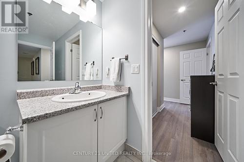 315 - 21 Brookhouse Drive, Clarington (Newcastle), ON - Indoor Photo Showing Bathroom