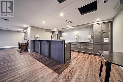 315 - 21 Brookhouse Drive, Clarington (Newcastle), ON - Indoor Photo Showing Kitchen