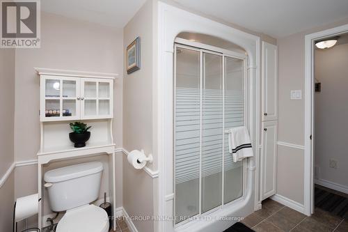 1 Hopkins Road, Kawartha Lakes (Lindsay), ON - Indoor Photo Showing Bathroom