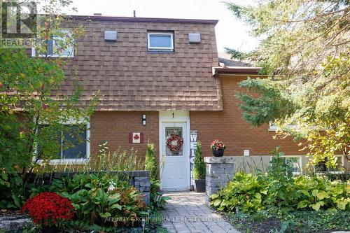 1 Hopkins Road, Kawartha Lakes (Lindsay), ON - Outdoor