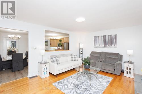 1 Hopkins Road, Kawartha Lakes (Lindsay), ON - Indoor Photo Showing Living Room