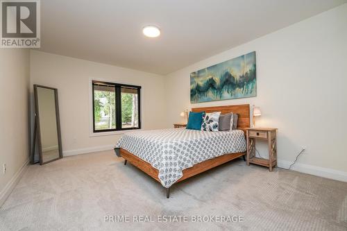 10002 Huron Drive, Lambton Shores (Grand Bend), ON - Indoor Photo Showing Bedroom