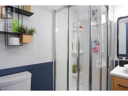 248 Terrace Drive, Kelowna, BC - Indoor Photo Showing Bathroom