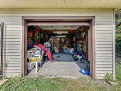 Garage - 