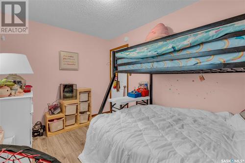 901 Connaught Avenue, Limerick, SK - Indoor Photo Showing Bedroom