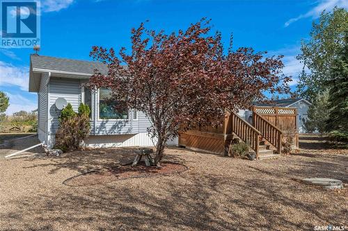 901 Connaught Avenue, Limerick, SK - Outdoor