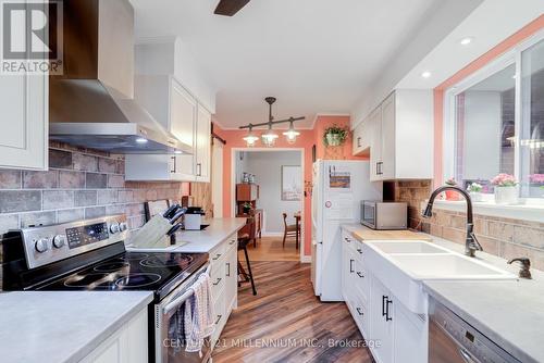 14 Earlsdale Crescent, Brampton, ON - Indoor Photo Showing Kitchen With Double Sink