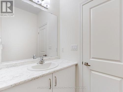 1104 Pisces Trail, Pickering, ON - Indoor Photo Showing Bathroom