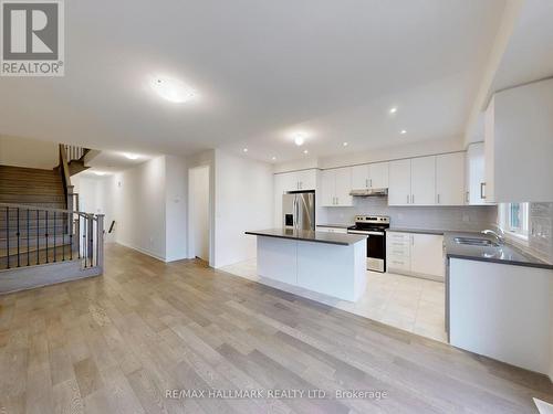 1104 Pisces Trail, Pickering, ON - Indoor Photo Showing Kitchen With Stainless Steel Kitchen