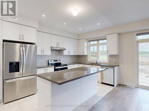 1104 Pisces Trail, Pickering, ON - Indoor Photo Showing Kitchen With Stainless Steel Kitchen With Upgraded Kitchen