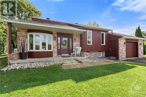 18 Marquette Street, Clarence-Rockland, ON - Outdoor With Deck Patio Veranda