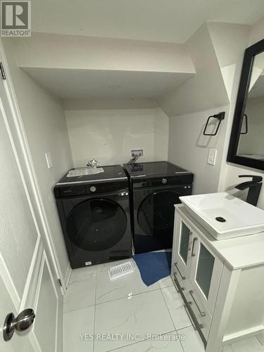 1273 Whitney Terrace, Milton, ON - Indoor Photo Showing Laundry Room