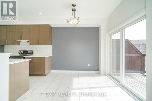 106 Pearl Lake Road, Markham, ON - Indoor Photo Showing Kitchen