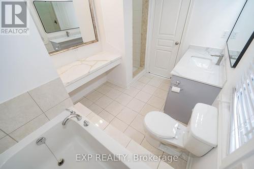 106 Pearl Lake Road, Markham, ON - Indoor Photo Showing Bathroom