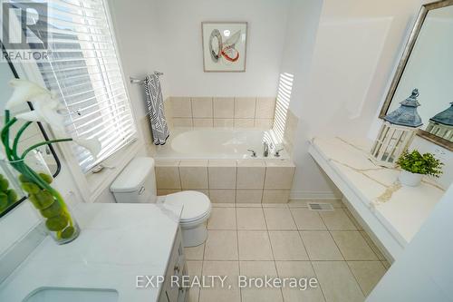 106 Pearl Lake Road, Markham, ON - Indoor Photo Showing Bathroom