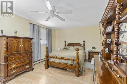 100 Pleasant Dr, Sault Ste. Marie, ON - Indoor Photo Showing Bedroom