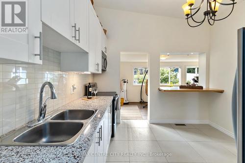 3 Sumner Road, London, ON - Indoor Photo Showing Kitchen With Double Sink