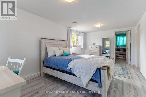 3 Sumner Road, London, ON - Indoor Photo Showing Bedroom