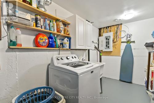 3 Sumner Road, London, ON - Indoor Photo Showing Laundry Room