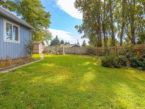 955 Darwin Ave, Saanich, BC 