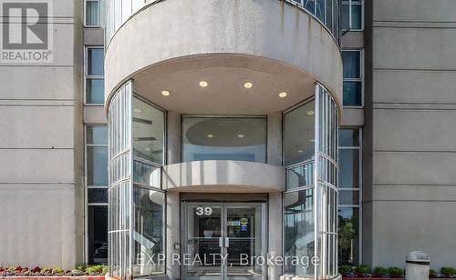 204 - 39 Kimbercroft Court, Toronto, ON - Outdoor