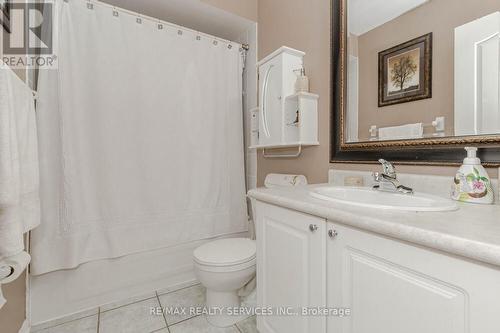 32 Pennyroyal Crescent, Brampton, ON - Indoor Photo Showing Bathroom