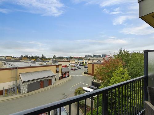 621-623 Treanor Ave, Langford, BC - Outdoor With View